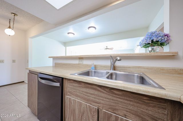 17402 N LINDGREN Avenue, Sun City, AZ 85351