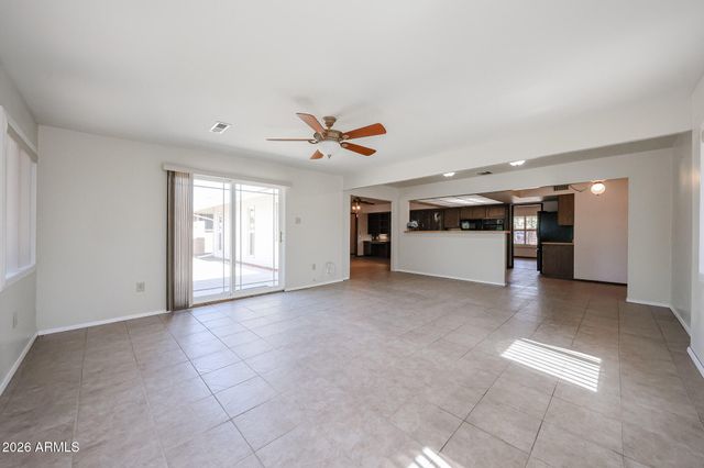 17402 N LINDGREN Avenue, Sun City, AZ 85351