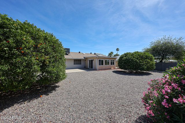 17402 N LINDGREN Avenue, Sun City, AZ 85351