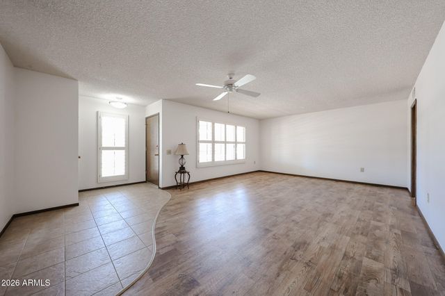 17402 N LINDGREN Avenue, Sun City, AZ 85351