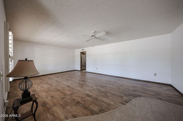 17402 N LINDGREN Avenue, Sun City, AZ 85351