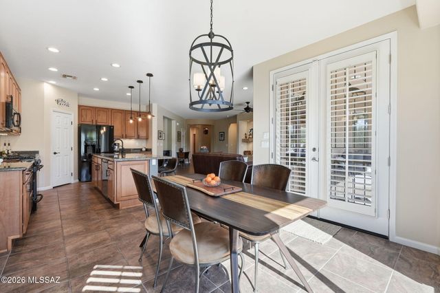 2724 E Sawyer Road, Green Valley, AZ 85614