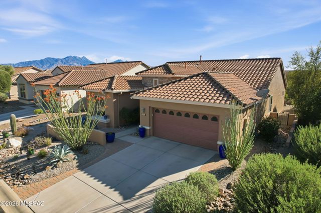 2724 E Sawyer Road, Green Valley, AZ 85614