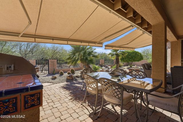 2724 E Sawyer Road, Green Valley, AZ 85614