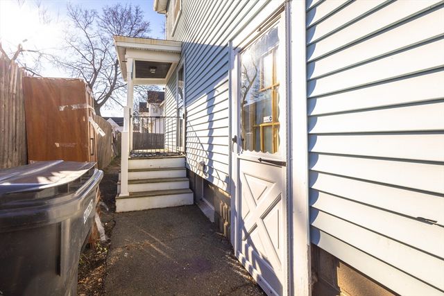 4 Fay Place, Haverhill, MA 01830