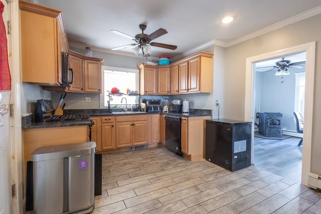 4 Fay Place, Haverhill, MA 01830