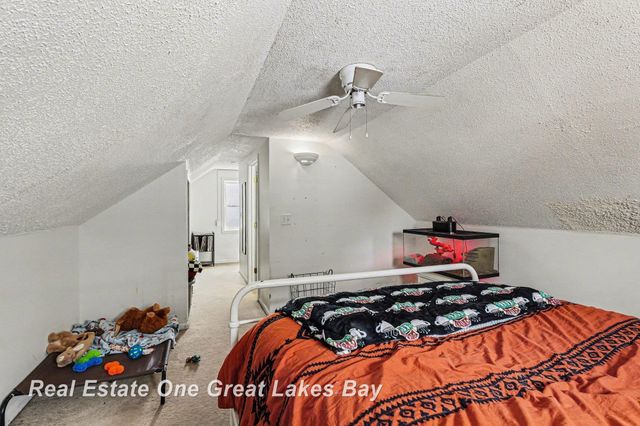 1724 Newberry Street, Saginaw, MI 48602