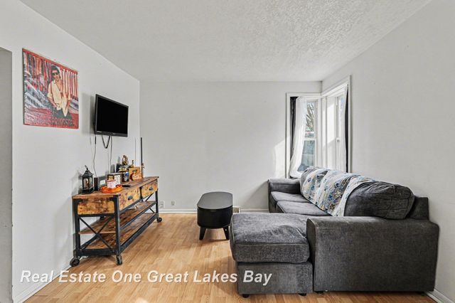 1724 Newberry Street, Saginaw, MI 48602