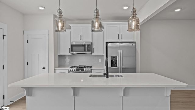 513 W Norvell Court, Spartanburg, SC 29307