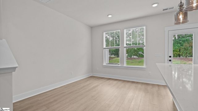 513 W Norvell Court, Spartanburg, SC 29307