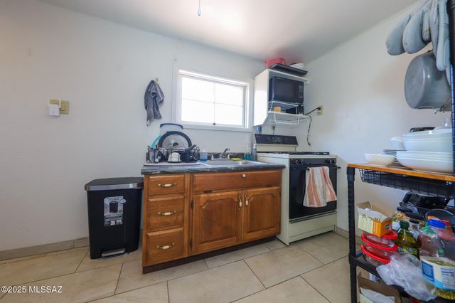 116 N Martin Avenue, Tucson, AZ 85719