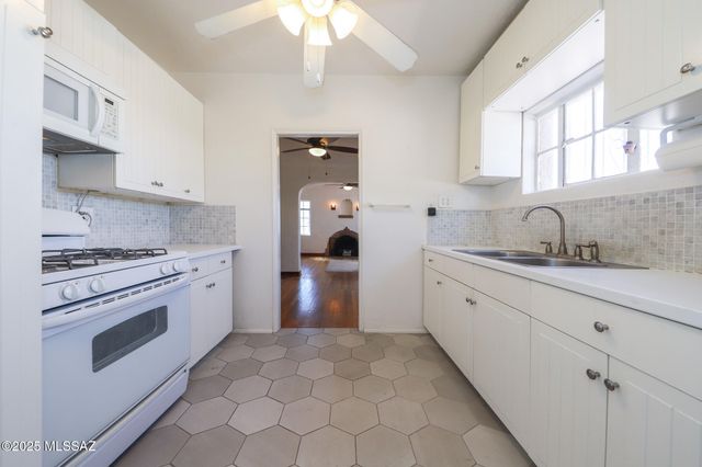 116 N Martin Avenue, Tucson, AZ 85719