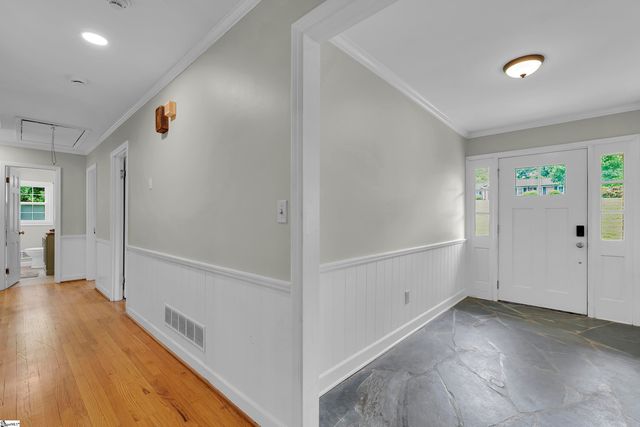 720 Parkins Mill Road, Greenville, SC 29607