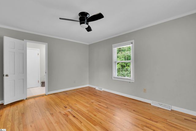 720 Parkins Mill Road, Greenville, SC 29607