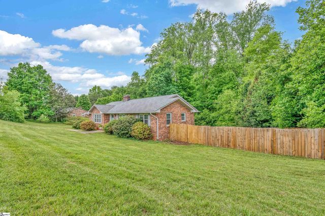 720 Parkins Mill Road, Greenville, SC 29607
