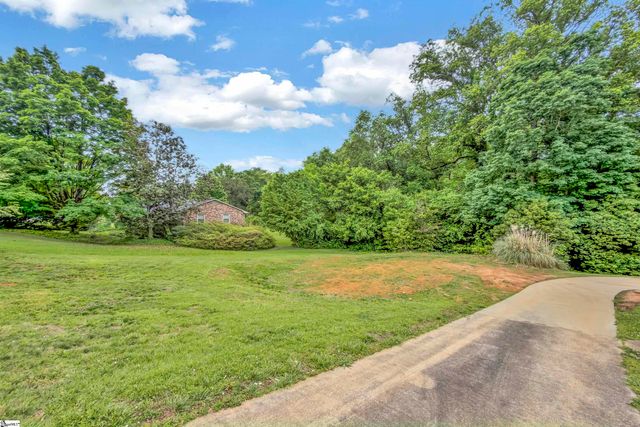 720 Parkins Mill Road, Greenville, SC 29607