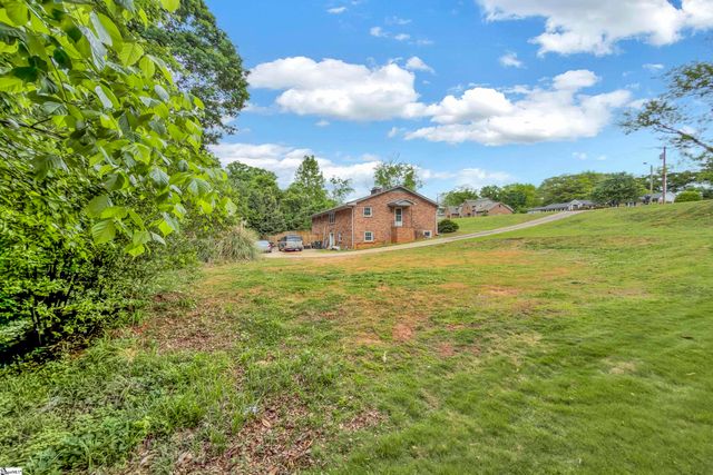 720 Parkins Mill Road, Greenville, SC 29607