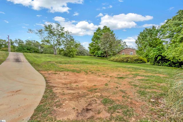 720 Parkins Mill Road, Greenville, SC 29607