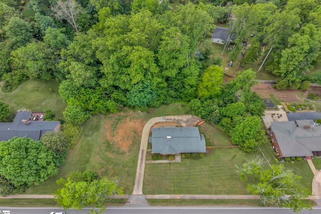 720 Parkins Mill Road, Greenville, SC 29607