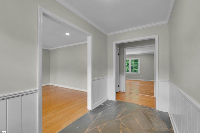 720 Parkins Mill Road, Greenville, SC 29607