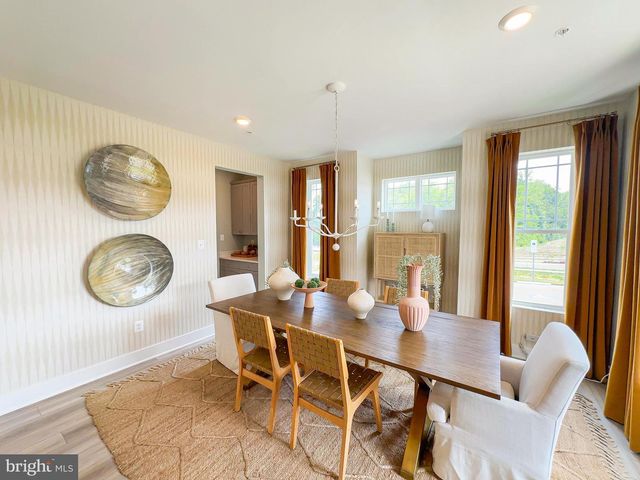 10524 COSMOS, La Plata, MD 20646