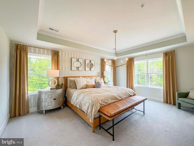 10524 COSMOS, La Plata, MD 20646