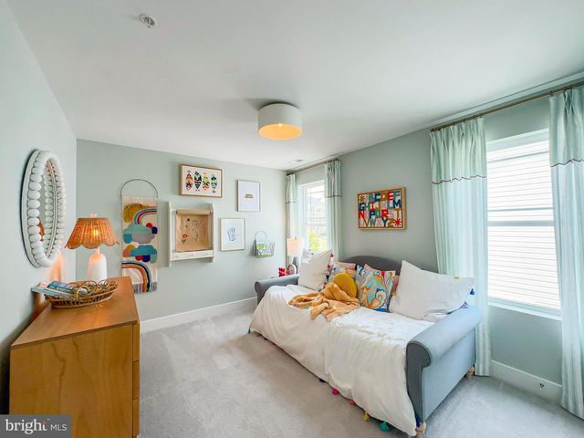 10524 COSMOS, La Plata, MD 20646
