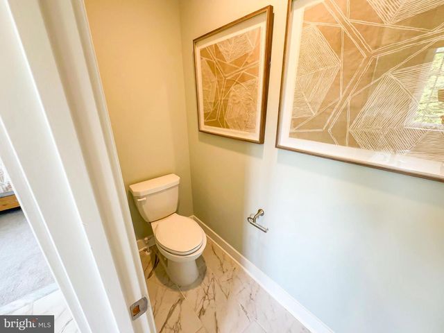 10524 COSMOS, La Plata, MD 20646
