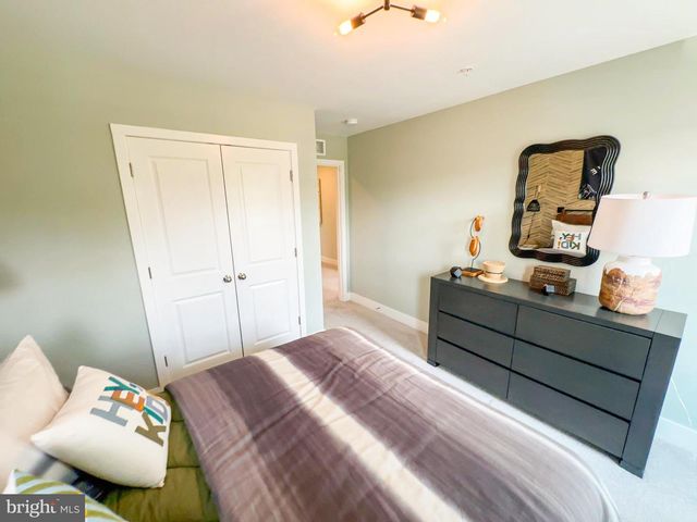 10524 COSMOS, La Plata, MD 20646