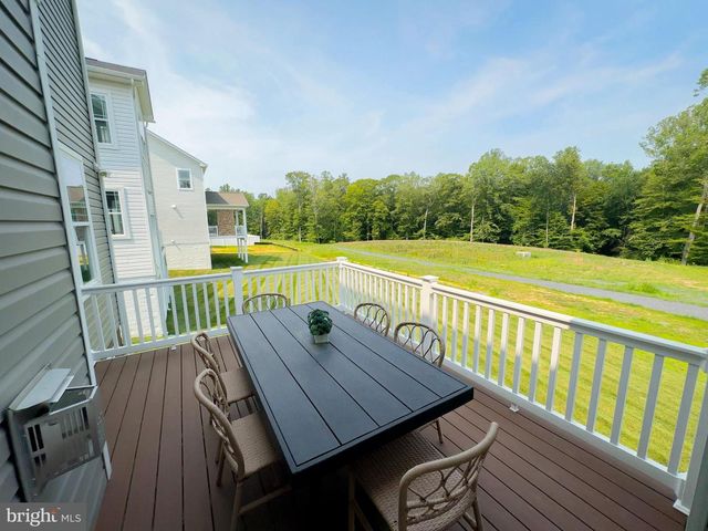 10524 COSMOS, La Plata, MD 20646