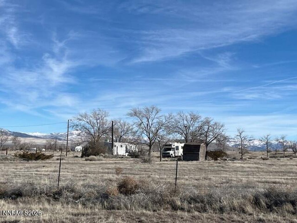 Image 3 of property listing at 100 Prince Royal Road, Imlay, NV 89418