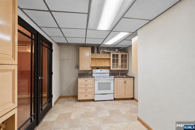 181 State Rt 284, Wantage, NJ 07461
