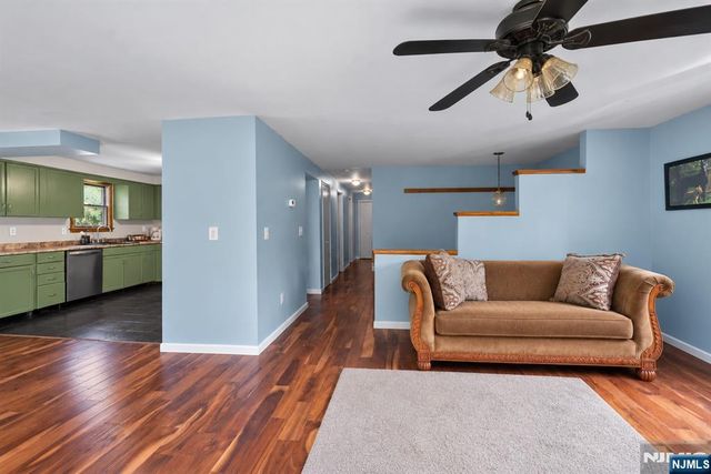 181 State Rt 284, Wantage, NJ 07461