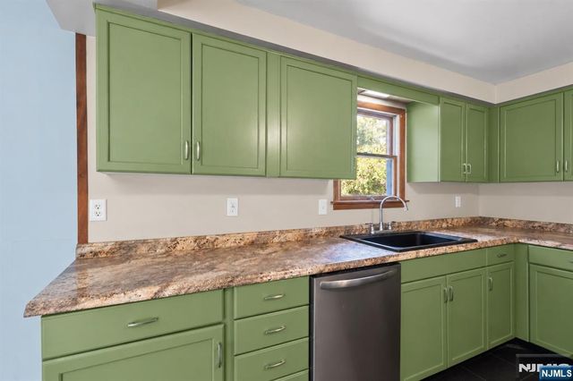 181 State Rt 284, Wantage, NJ 07461