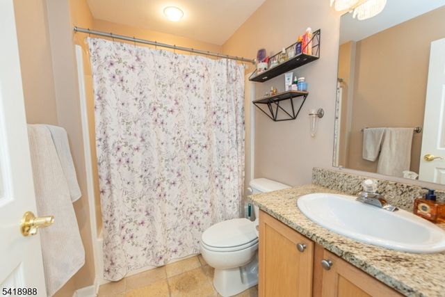 91 Roseland Ave C7, Caldwell Boro Twp., NJ 07006