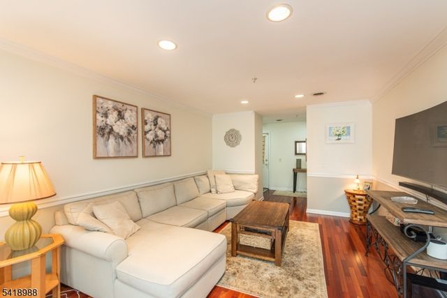 91 Roseland Ave C7, Caldwell Boro Twp., NJ 07006