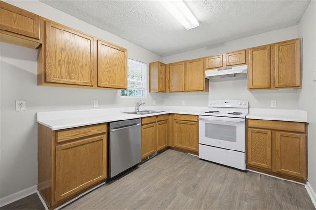 4015 Chapman Drive, Gainesville, GA 30506