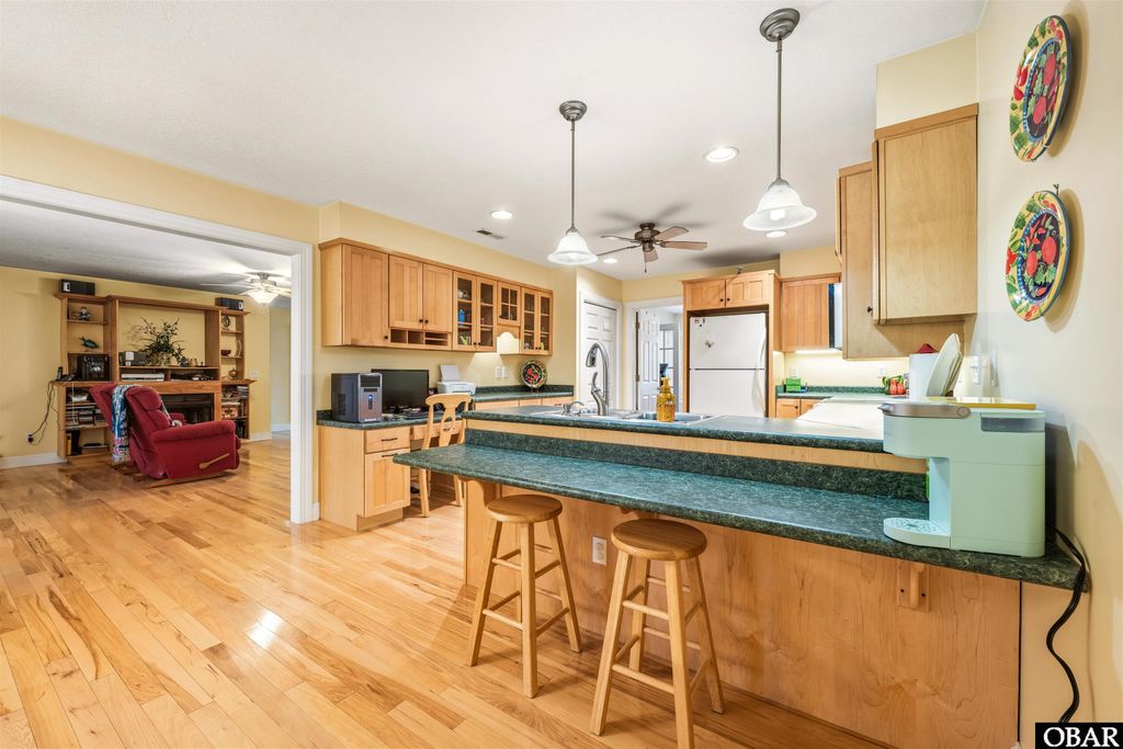 Image 16 of property listing at 2032 Creek Road Lot 8, Kitty Hawk, NC 27949