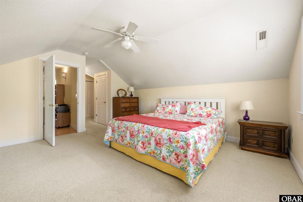 Image 21 of property listing at 2032 Creek Road Lot 8, Kitty Hawk, NC 27949