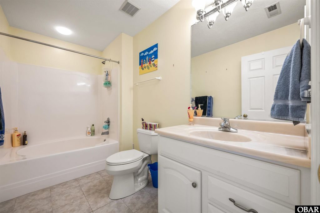 Image 29 of property listing at 2032 Creek Road Lot 8, Kitty Hawk, NC 27949