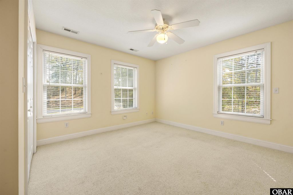 Image 31 of property listing at 2032 Creek Road Lot 8, Kitty Hawk, NC 27949
