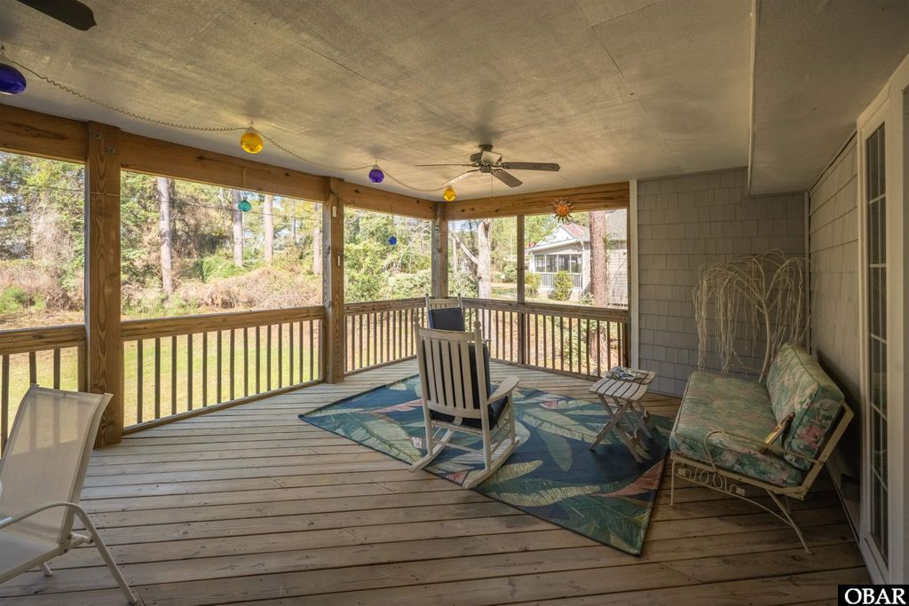 Image 36 of property listing at 2032 Creek Road Lot 8, Kitty Hawk, NC 27949