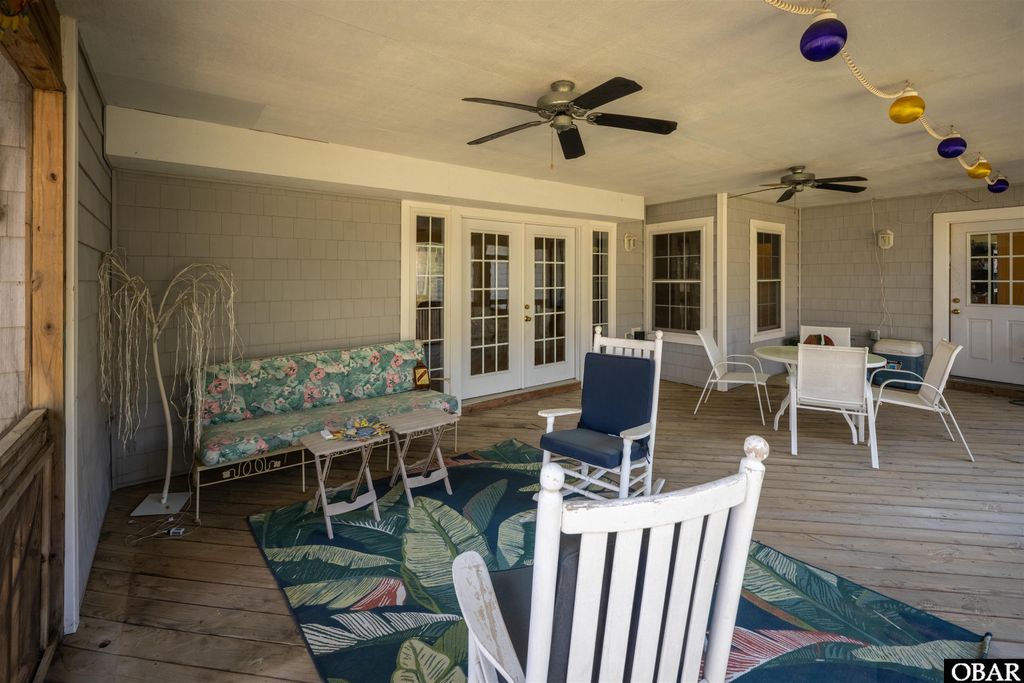 Image 37 of property listing at 2032 Creek Road Lot 8, Kitty Hawk, NC 27949