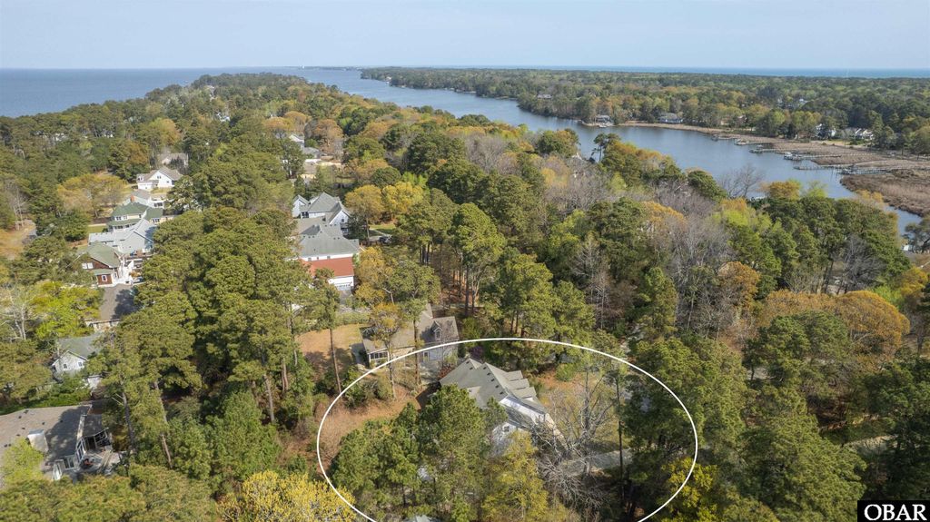 Image 5 of property listing at 2032 Creek Road Lot 8, Kitty Hawk, NC 27949