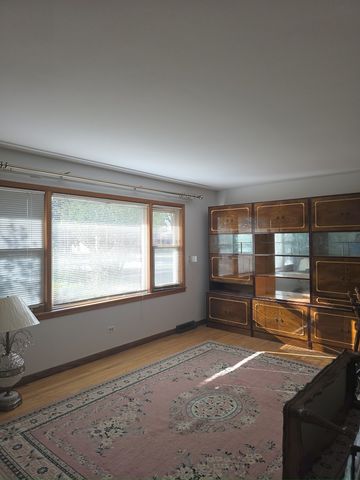 7749 Odell Avenue, Bridgeview, IL 60455