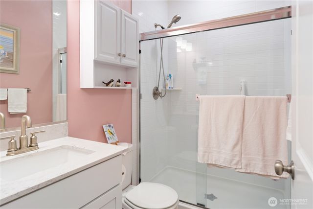 1777 Ashby Avenue NW, Poulsbo, WA 98370