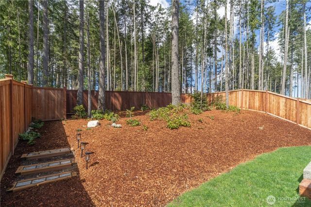 1777 Ashby Avenue NW, Poulsbo, WA 98370