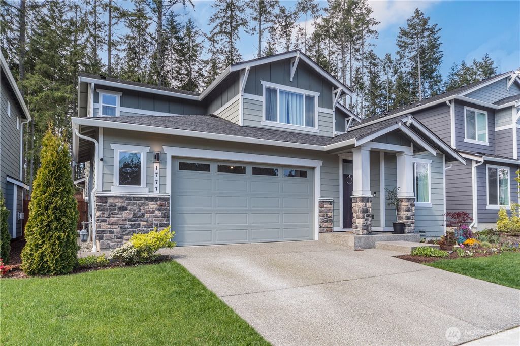 1777 Ashby Avenue NW, Poulsbo, WA 98370