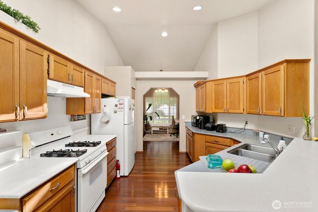 3305 48th Street NE, Tacoma, WA 98422