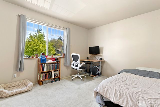 3305 48th Street NE, Tacoma, WA 98422